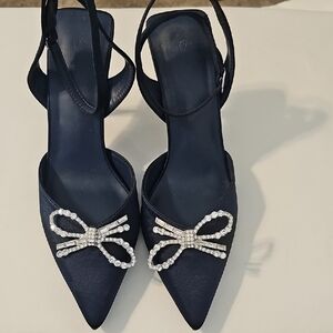 Elegant Navy Blue Women's Shoes with Rhinestone Bow